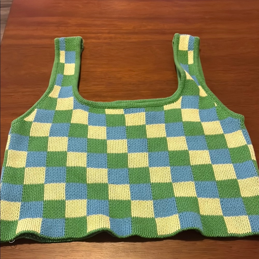 Le Lis Vibrant Knit Tank Top